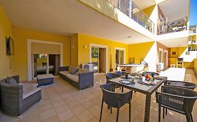 C15 - The Patio Do Convento Apartment
